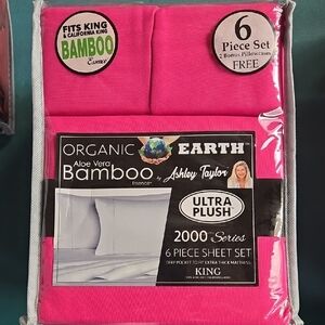Ashley Taylor Hot Pink Bamboo King Sheet Set